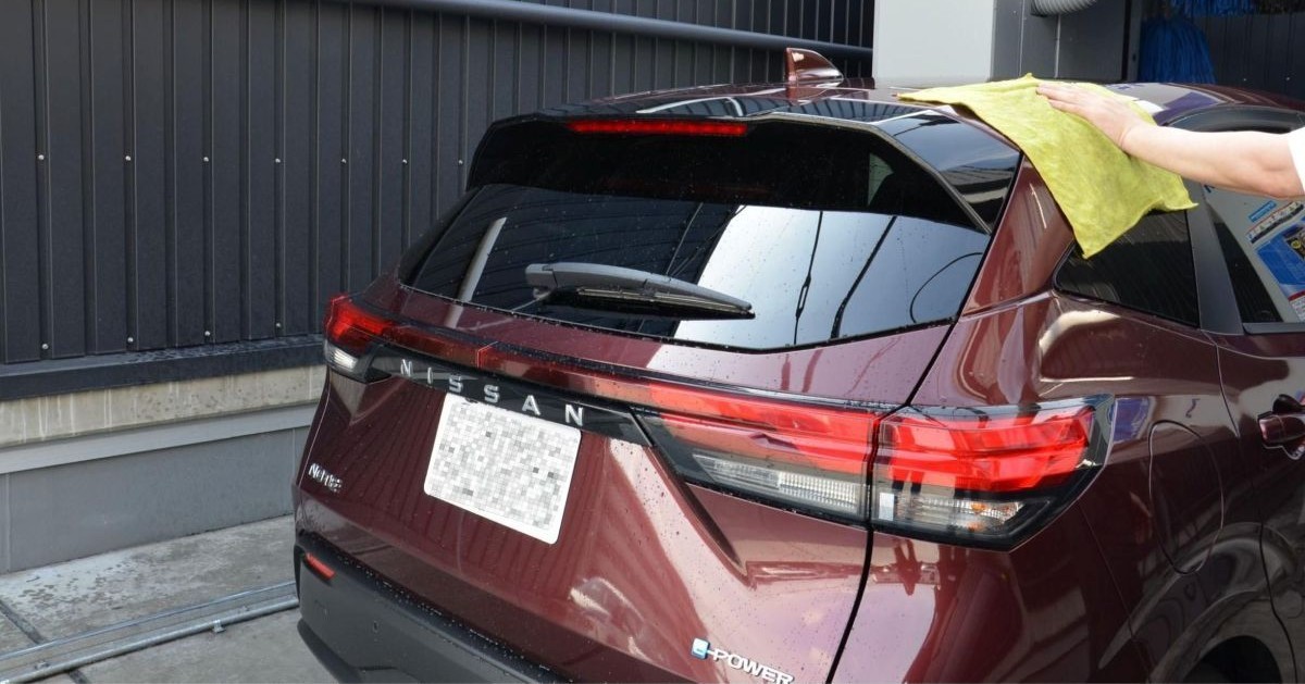 車についた花粉を放置した！花粉が塗装に与えるダメージを紹介